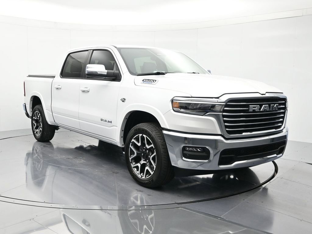 New 2026 RAM 1500 Laramie AWD/4WD image 3