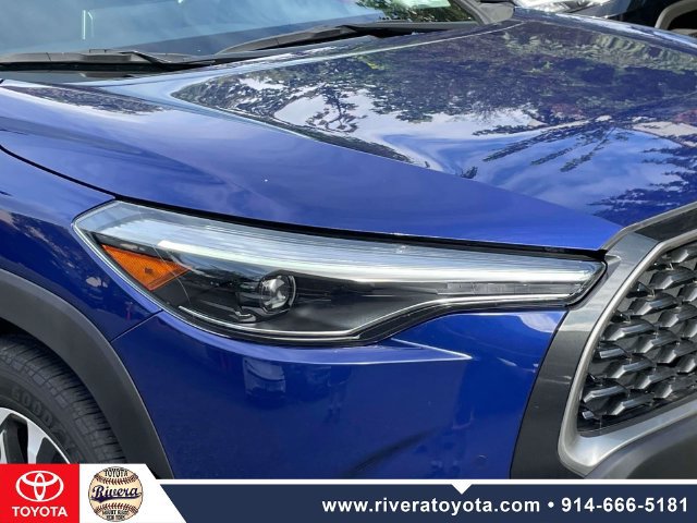 Certified 2023 Toyota Corolla Cross XLE w/ Convenience Package AWD/4WD image 11