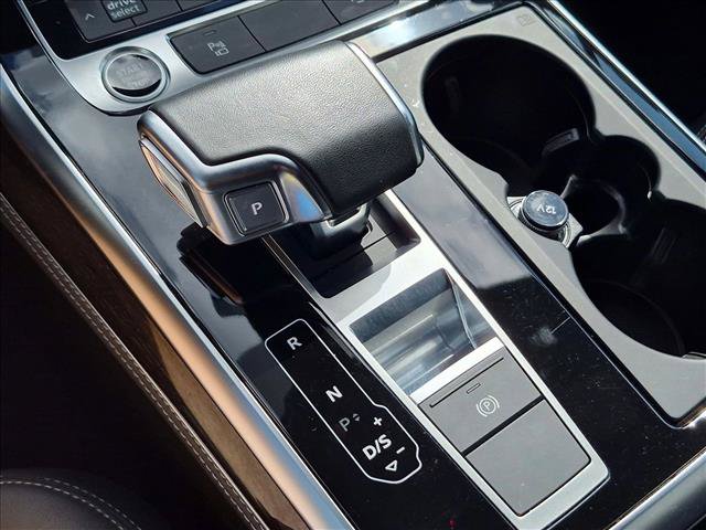 Certified 2025 Audi Q7 2.0T Premium Plus w/ Premium Plus Package AWD/4WD image 12
