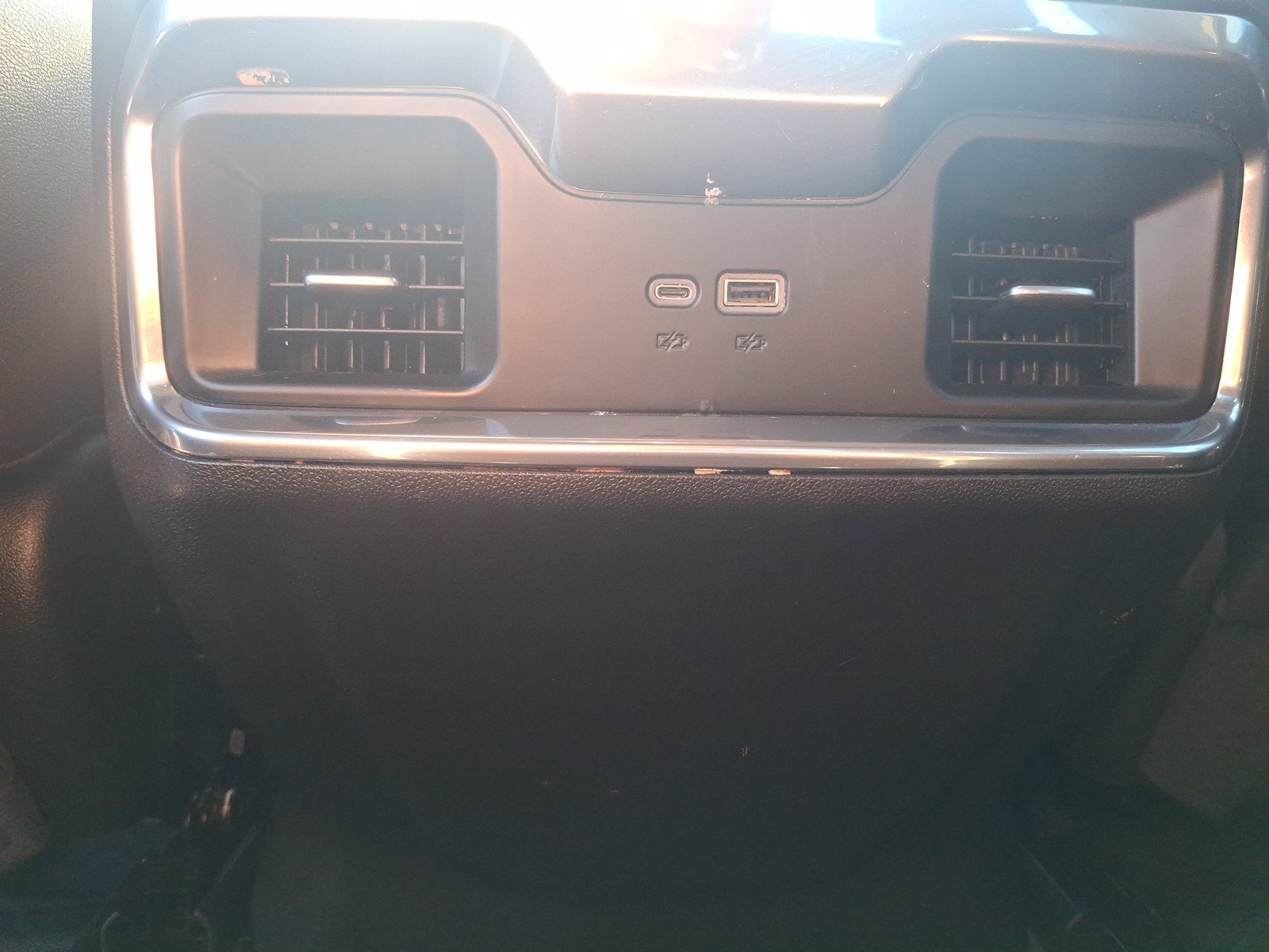 Used 2024 GMC Sierra 1500 Elevation w/ Elevation Premium Package AWD/4WD image 12
