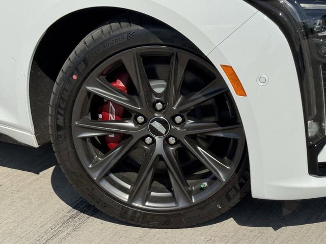 New 2026 Cadillac CT5 V RWD image 27