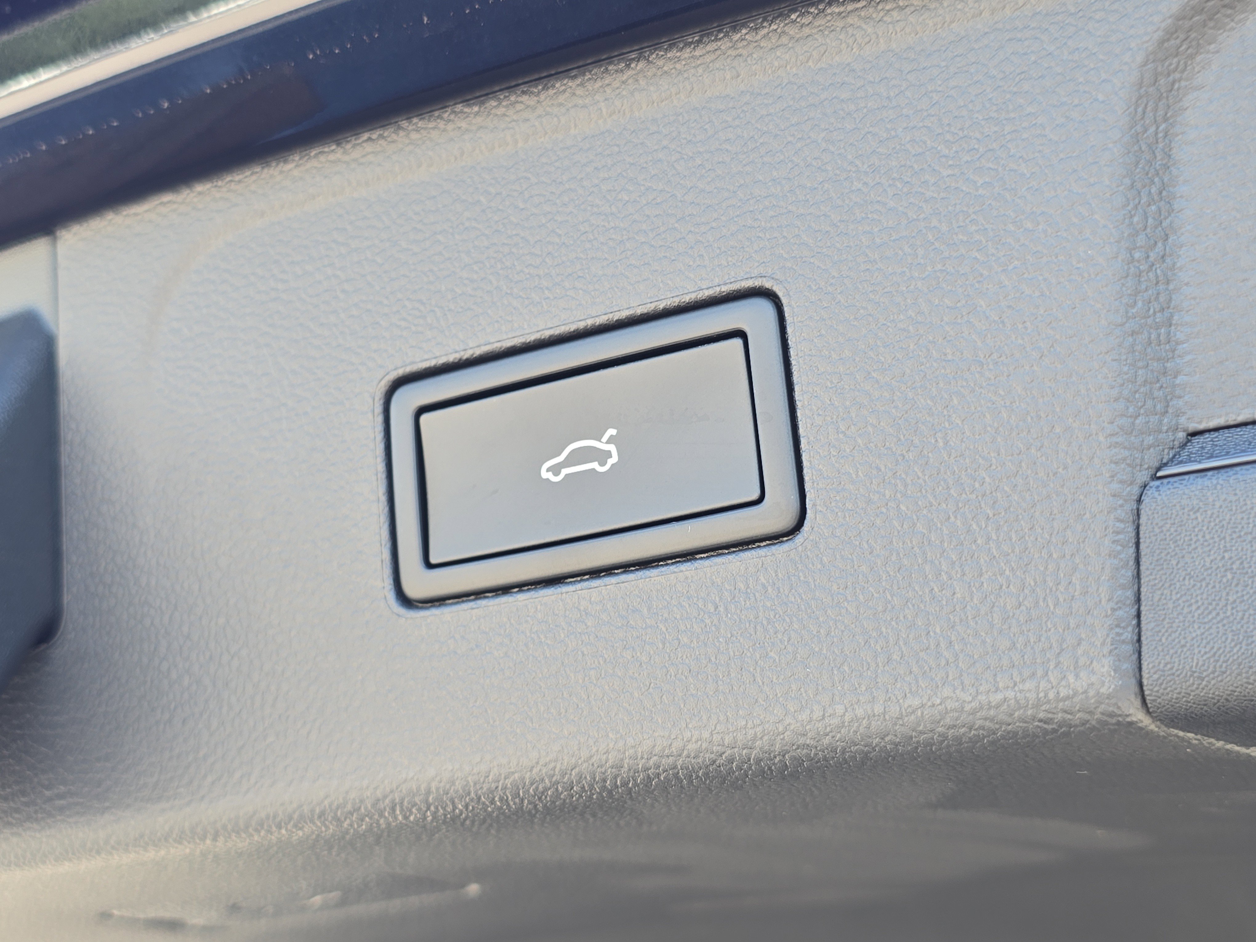 New 2026 Volkswagen Atlas SEL Premium R-Line image 9