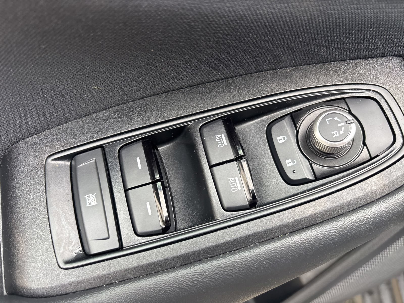 Used 2024 Subaru Outback Premium AWD/4WD image 13