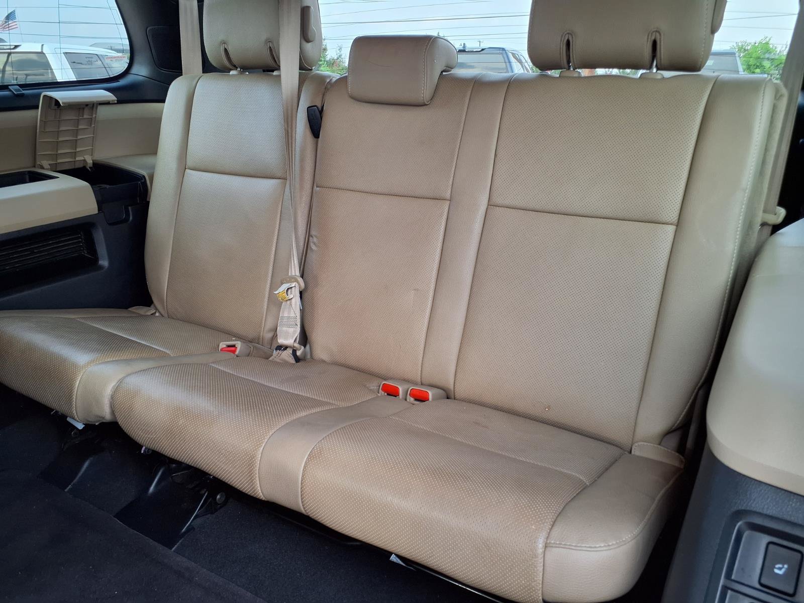 Used 2020 Toyota Sequoia Platinum RWD image 11