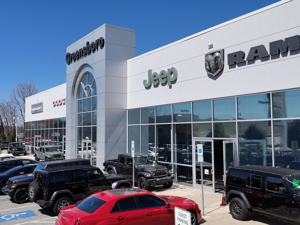 Used 2024 Jeep Wrangler Unlimited Rubicon w/ Technology Group AWD/4WD image 46