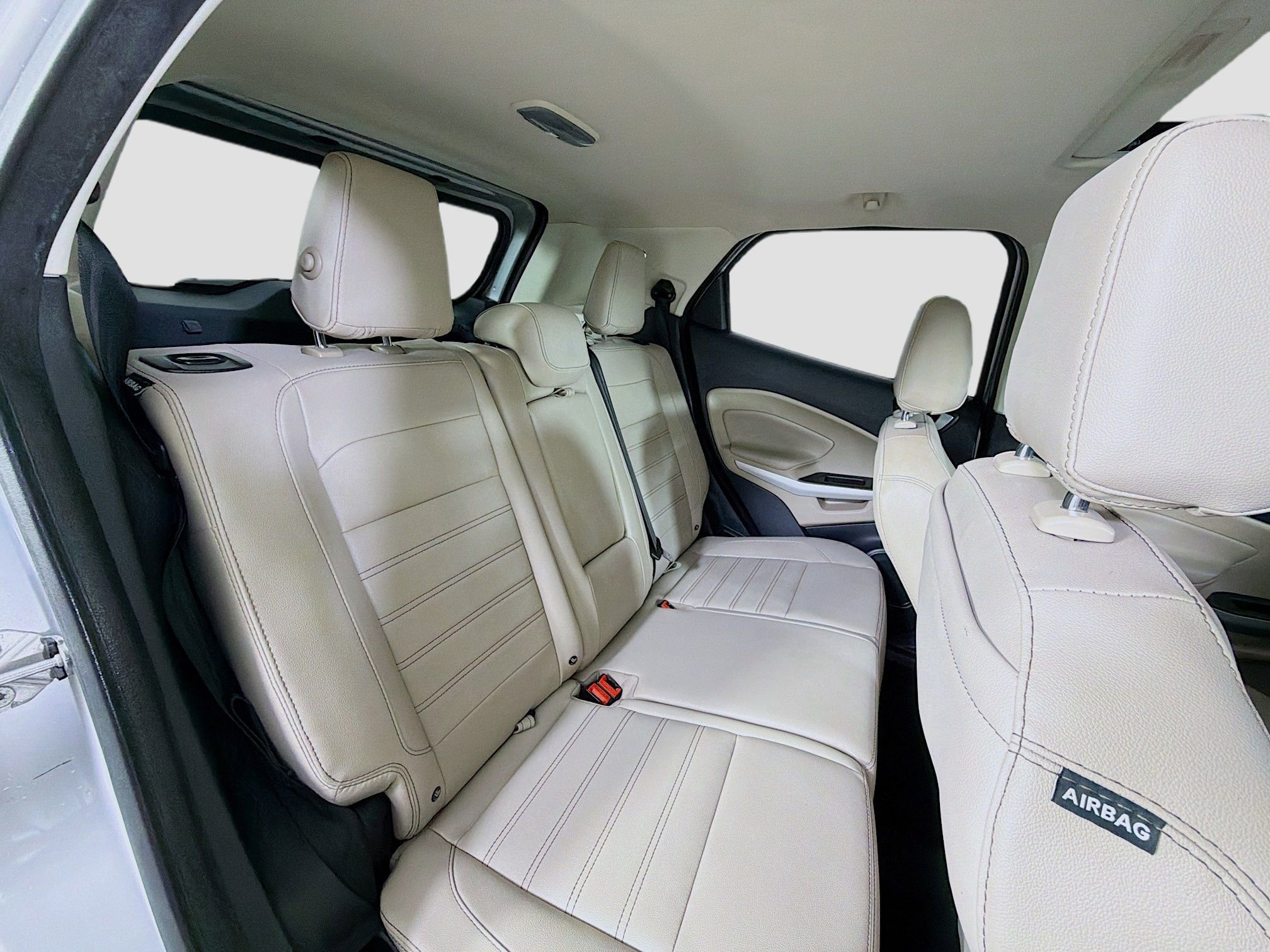 Used 2021 Ford EcoSport Titanium image 27