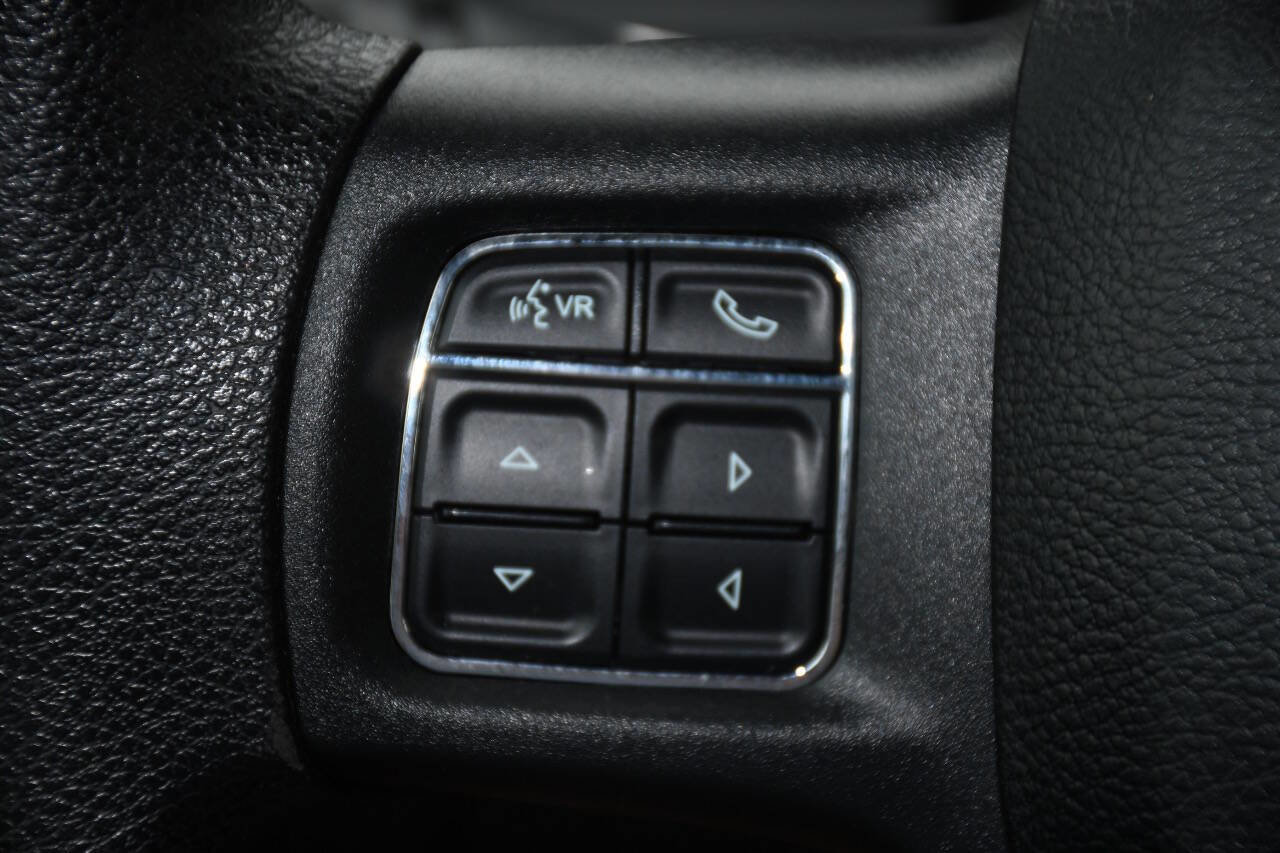 Used 2016 RAM 1500 Express AWD/4WD image 31
