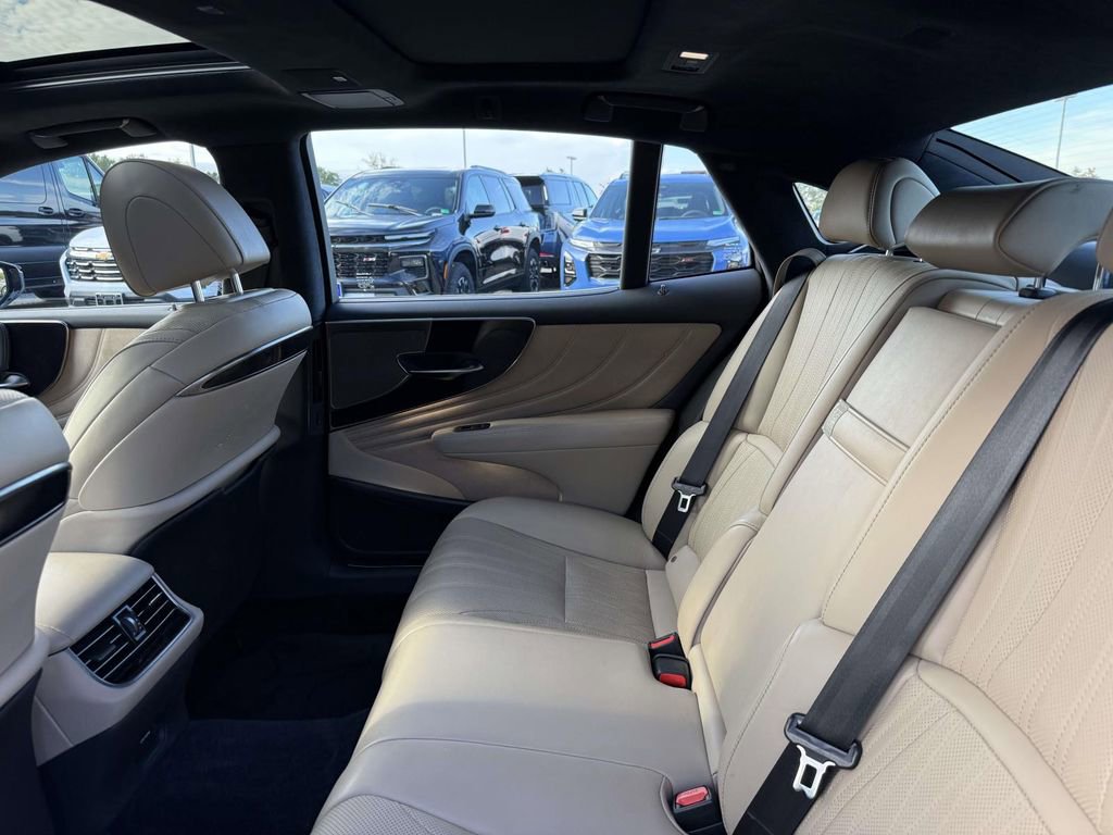 Used 2022 Lexus LS 500 AWD w/ Interior Upgrade Package image 15