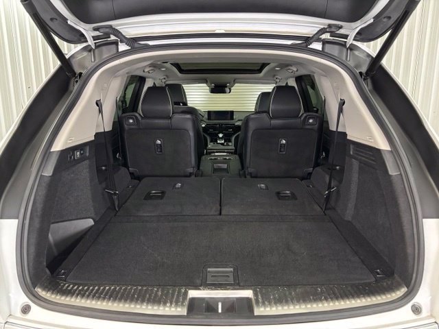 Certified 2023 Acura MDX w/ Advance Package AWD/4WD image 17