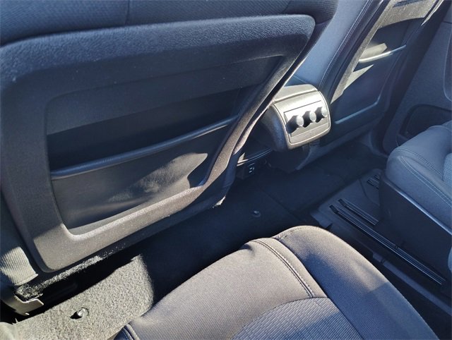 Used 2017 Chevrolet Traverse LT w/ Style and Technology Package image 30