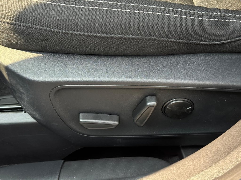 New 2024 Ford Escape Active w/ Tech Pack #2 FWD image 18