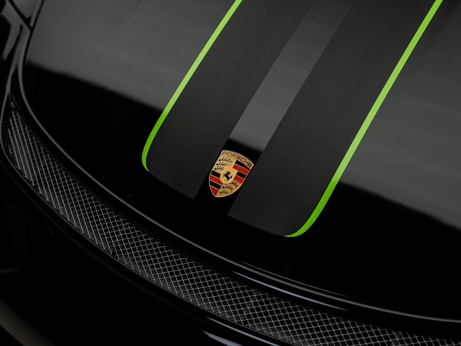 Used 2019 Porsche 911 GT3 RS RWD image 9