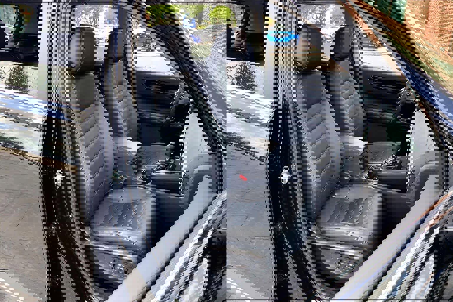 Used 2023 Honda CR-V EX-L image 9