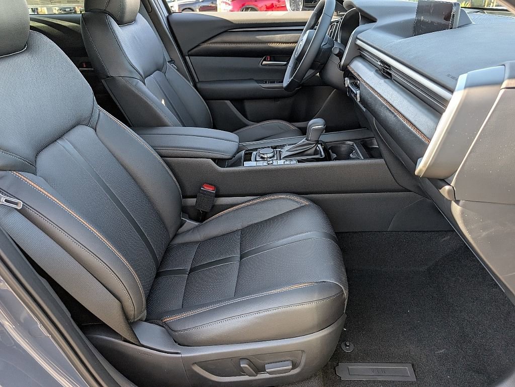 New 2026 MAZDA CX-50 AWD 2.5 Hybrid w/ Cargo Package image 18