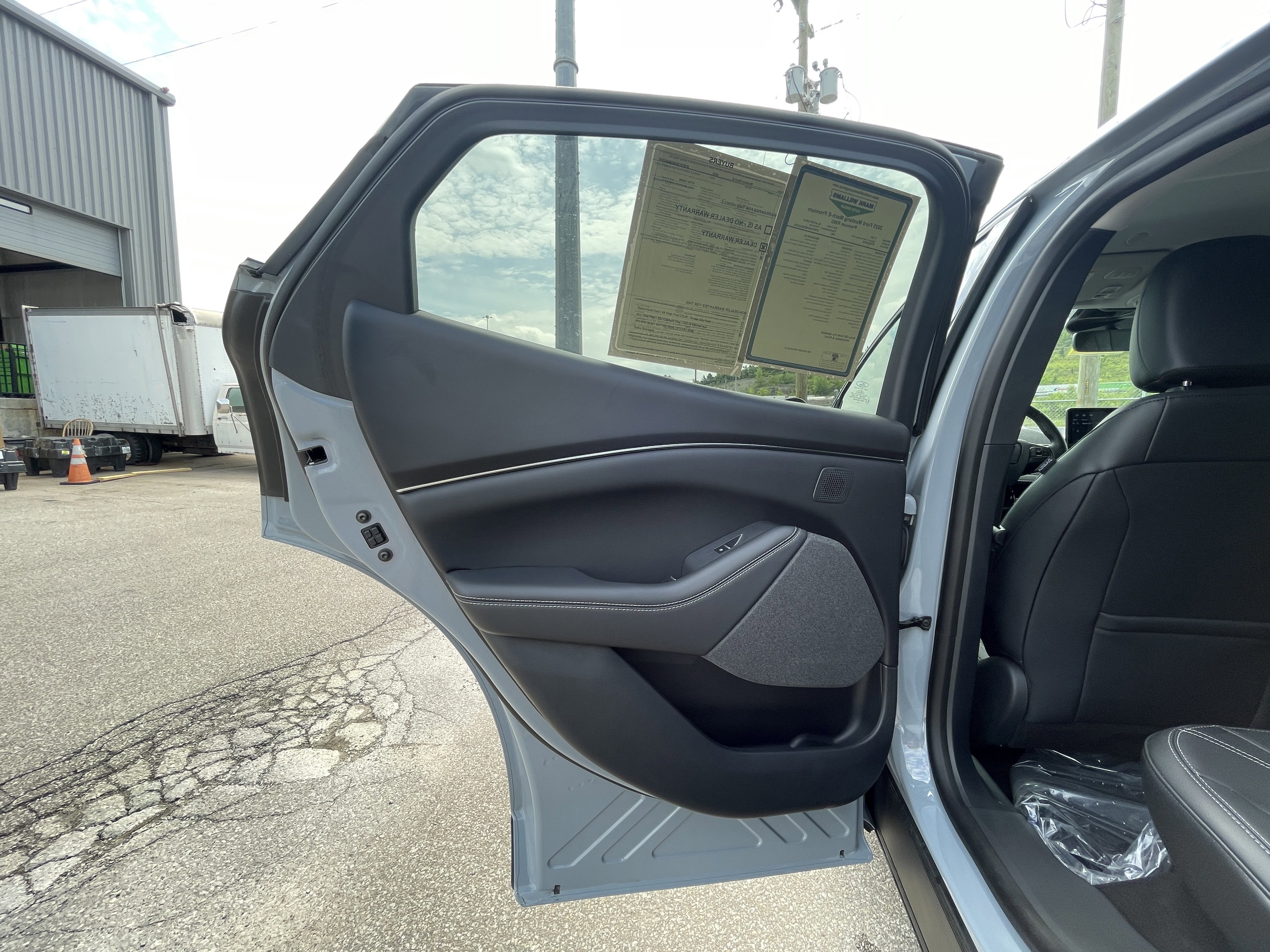 Used 2025 Ford Mustang Mach-E Premium RWD image 28