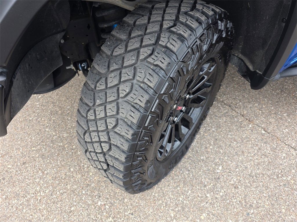 Used 2023 GMC Sierra 1500 AT4X image 35