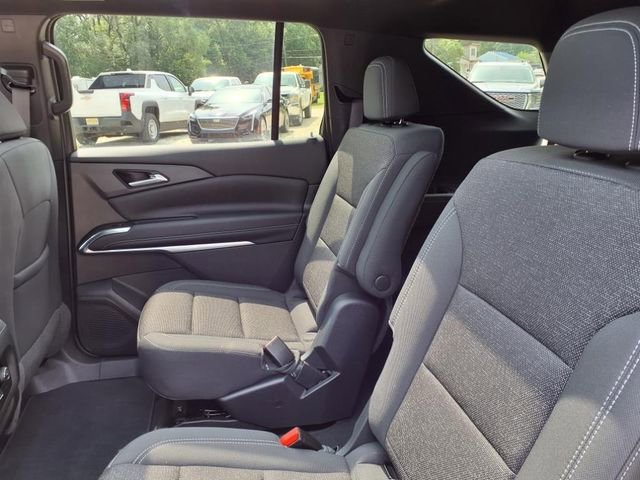 Used 2024 Chevrolet Traverse LT image 22