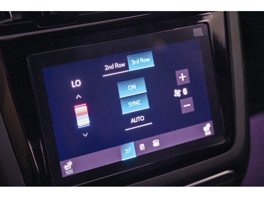 New 2026 Cadillac Escalade IQ Sport 2 w/ LPO, ONYX Package image 20