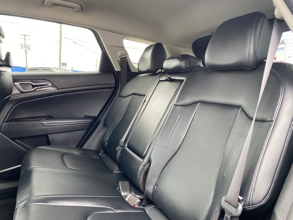 Used 2023 Kia Sportage EX image 15