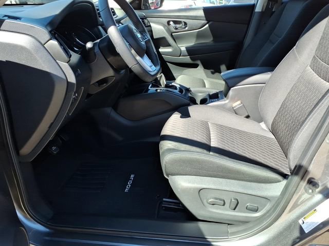 Used 2020 Nissan Rogue SV AWD/4WD image 18