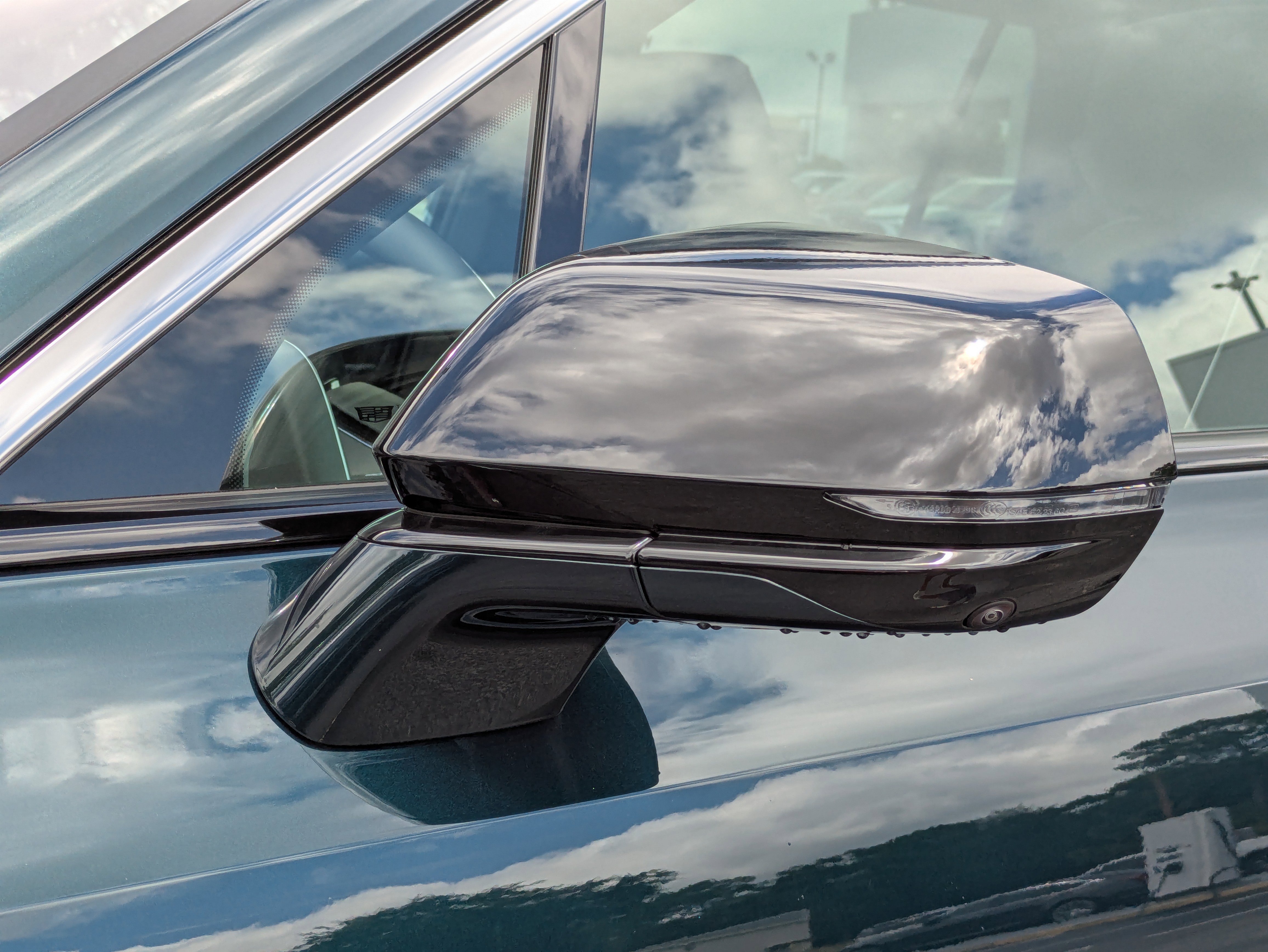 New 2026 Cadillac Vistiq Luxury w/ LPO, Floor Liner Package image 28