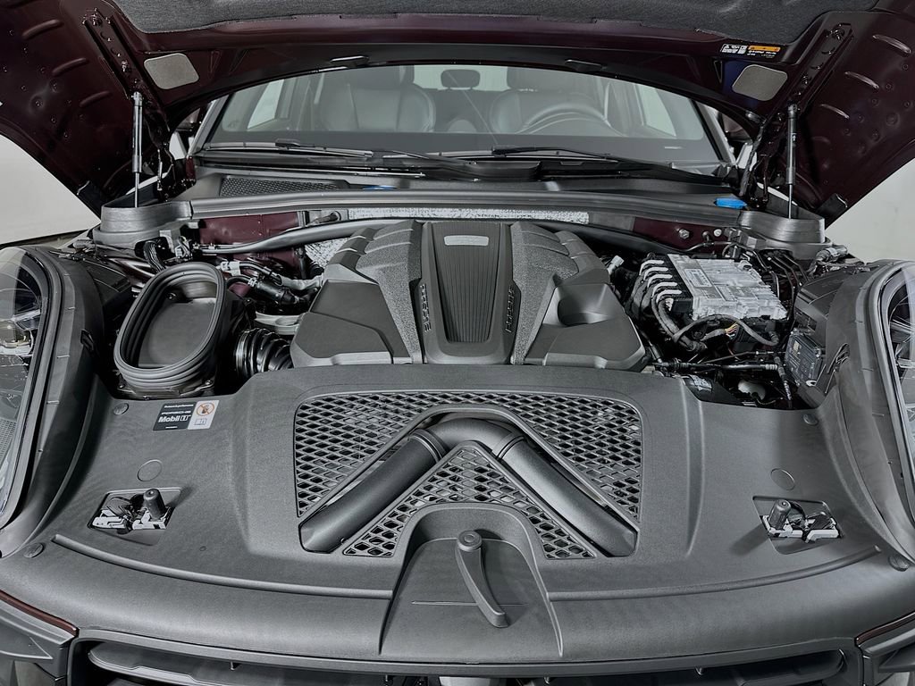 New 2026 Porsche Macan GTS image 33