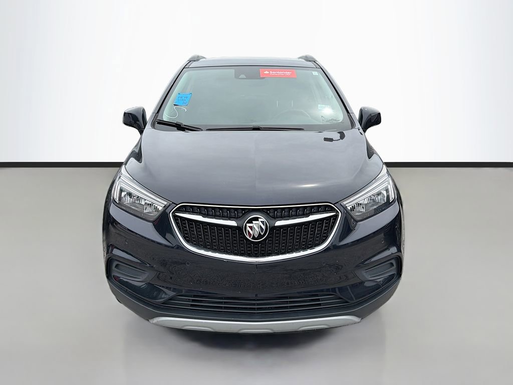 Used 2021 Buick Encore Preferred w/ Safety Package II AWD/4WD image 2