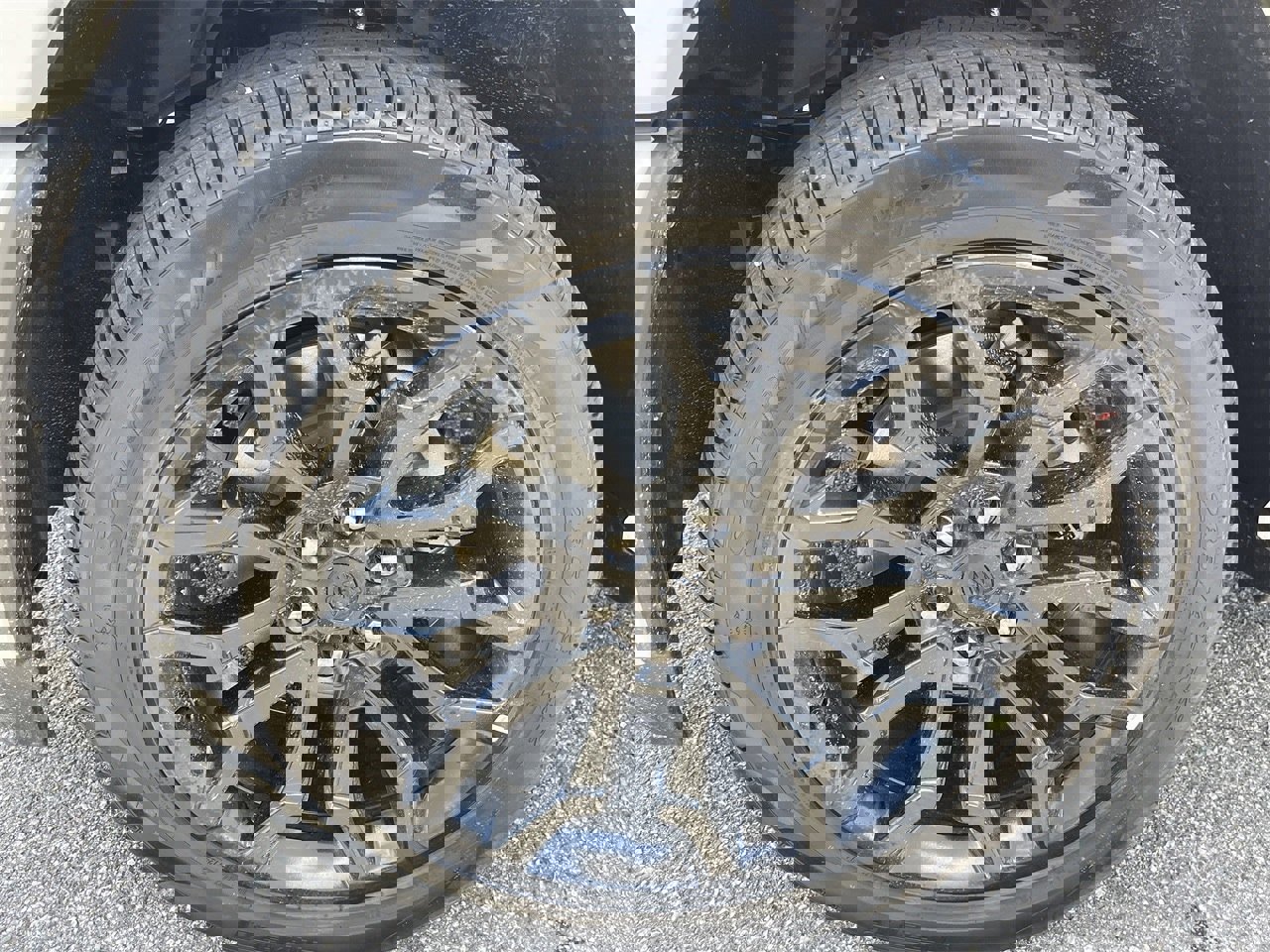 New 2025 RAM 1500 Limited image 32