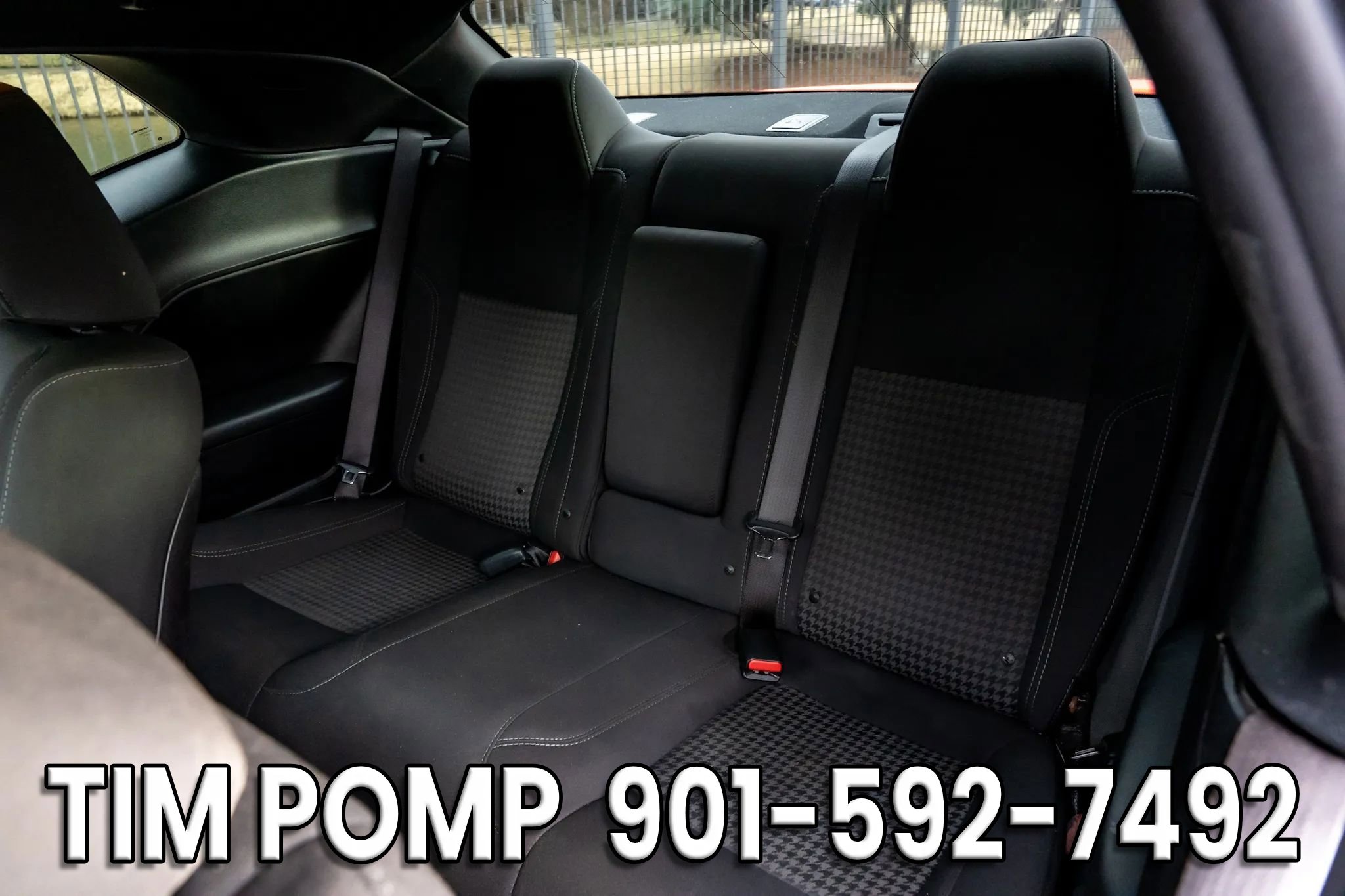 Used 2019 Dodge Challenger SXT image 12