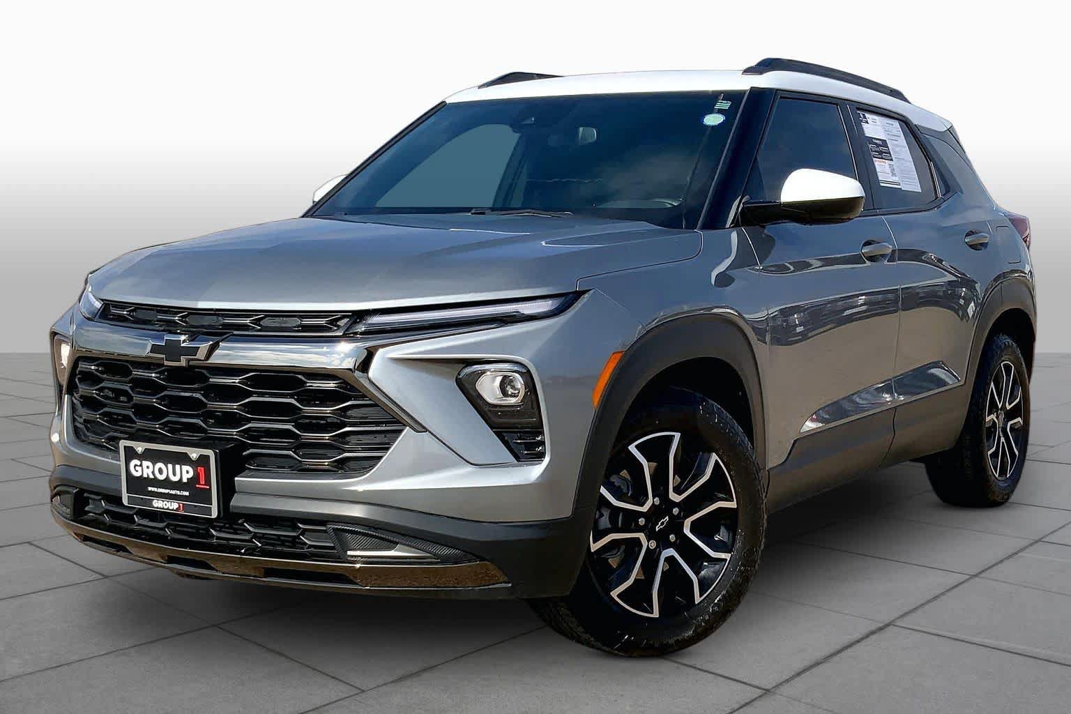 Used 2025 Chevrolet TrailBlazer ACTIV w/ Driver Confidence Package FWD image 1