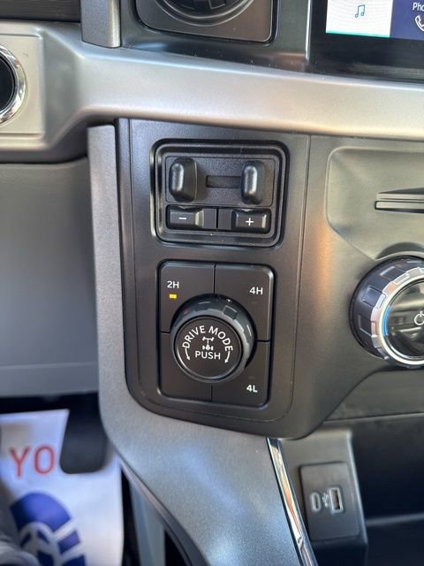 Certified 2022 Ford F150 XLT w/ Equipment Group 302A High image 24