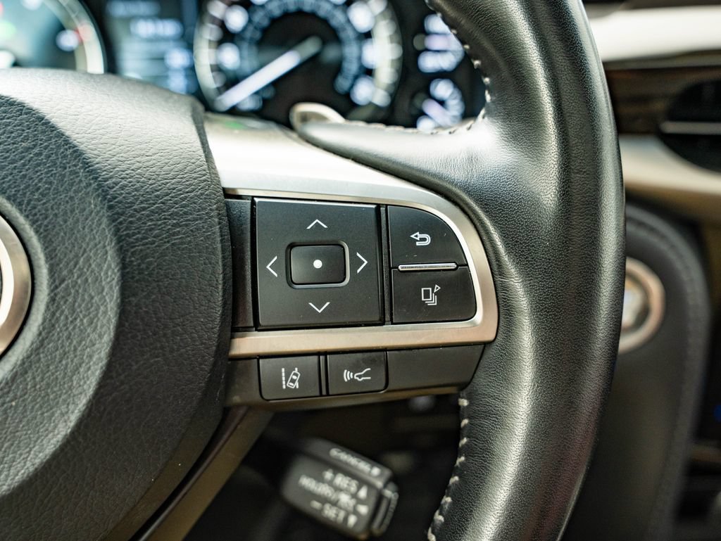 Certified 2021 Lexus LX 570 4WD w/ Luxury Package image 30