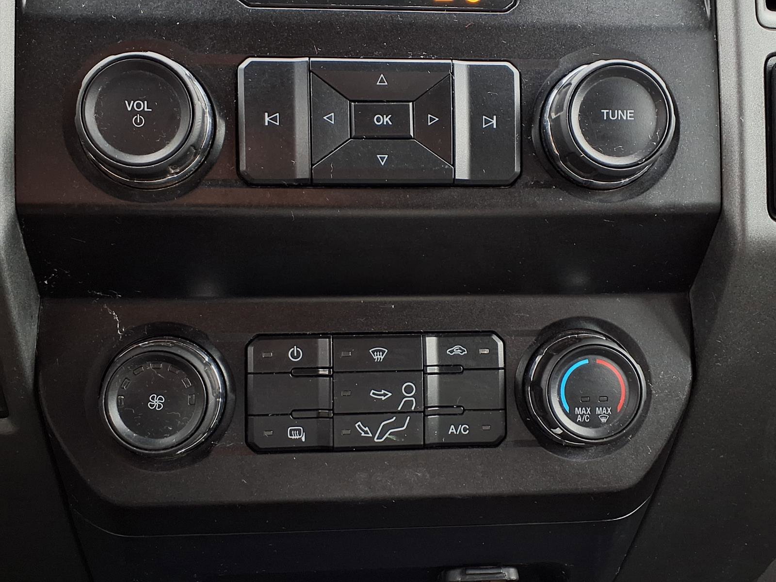 Used 2019 Ford F250 XL w/ Power Equipment Group image 12