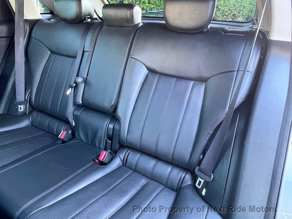 Used 2015 INFINITI QX70 AWD w/ Premium Package image 13
