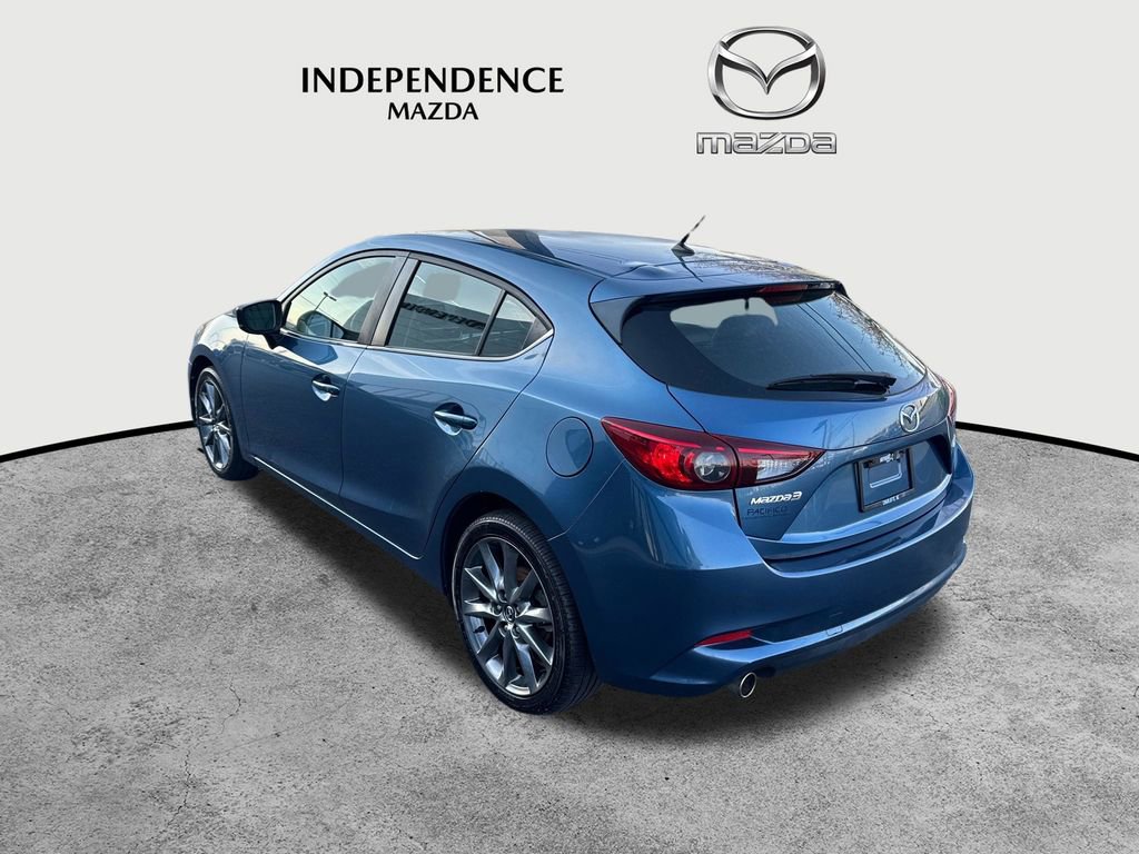 Used 2018 MAZDA MAZDA3 Touring image 5