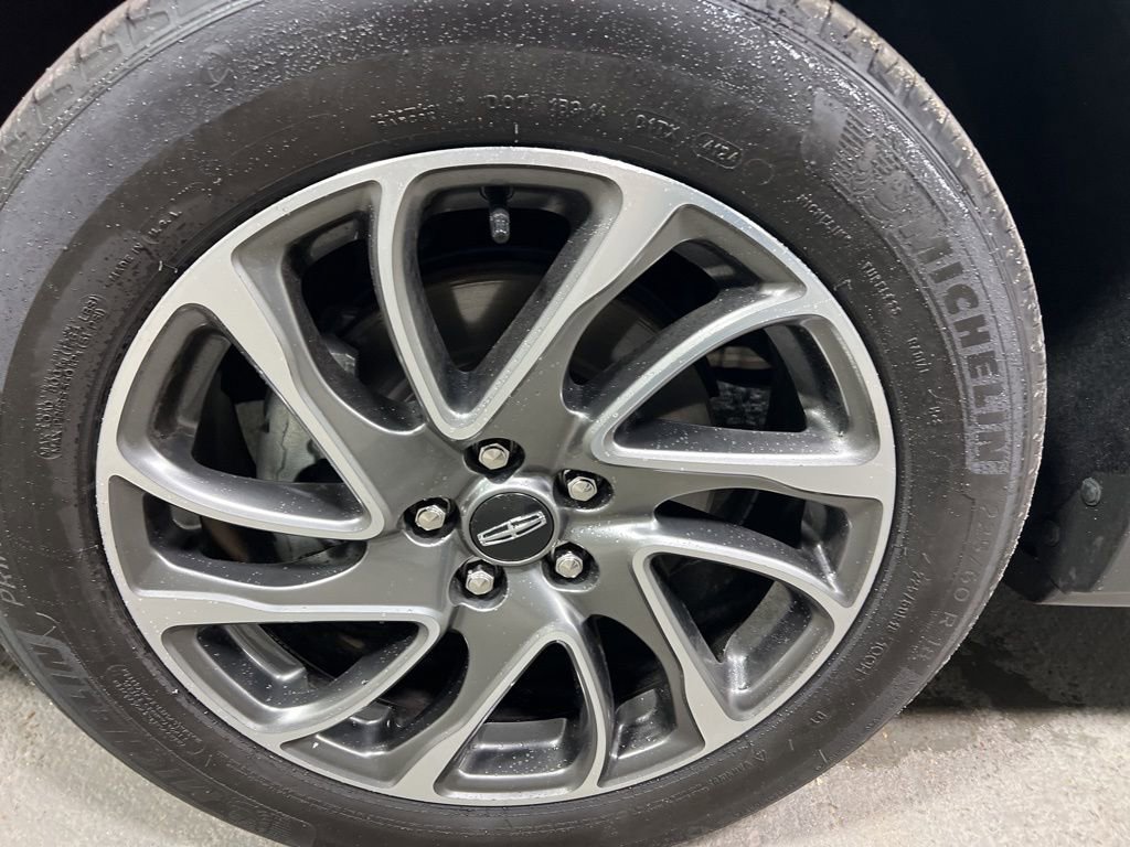 Used 2022 Lincoln Corsair FWD image 29