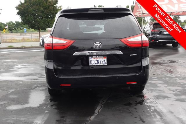 Used 2017 Toyota Sienna Limited Premium FWD image 9