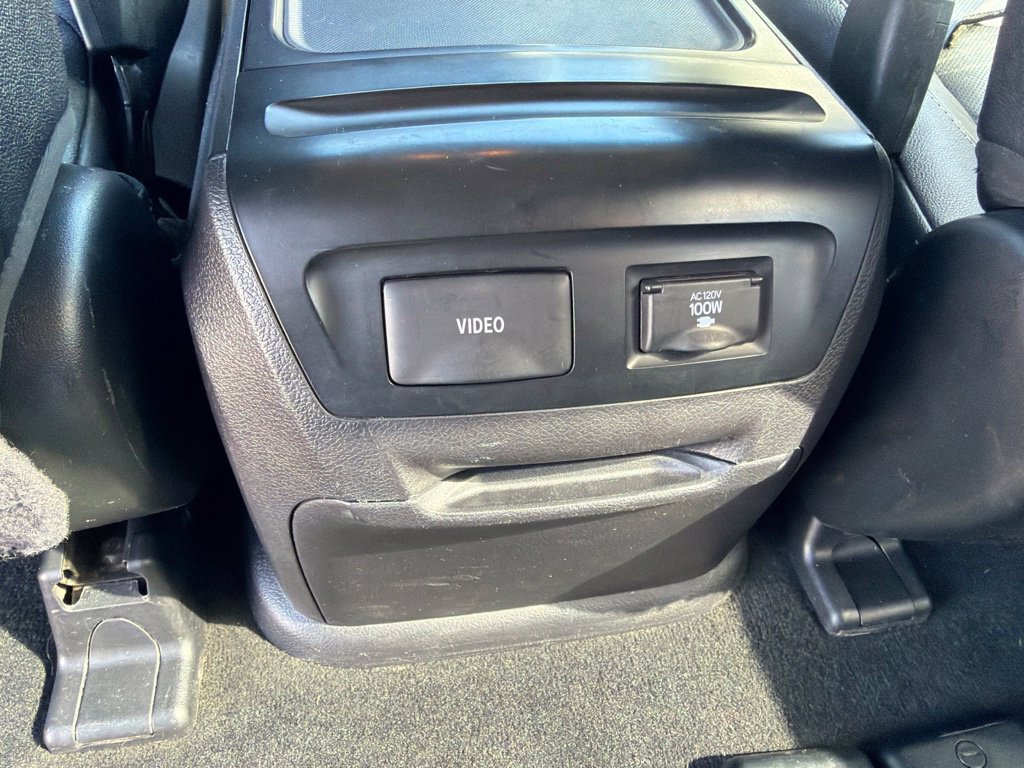 Used 2015 Toyota Sienna SE Premium FWD image 26