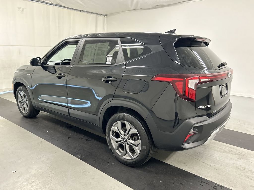 Certified 2024 Kia Seltos LX AWD/4WD image 7