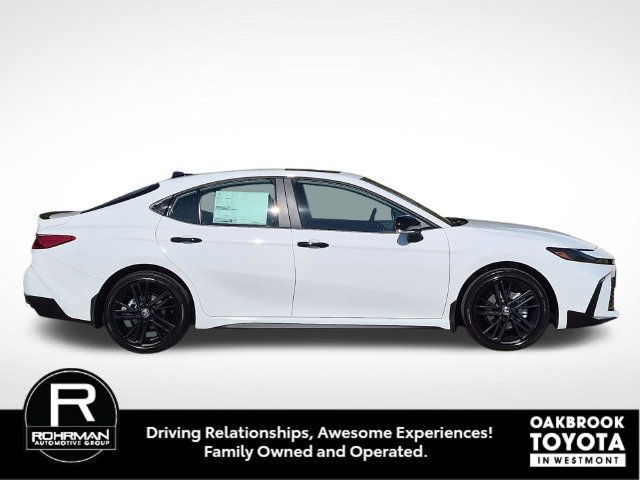 New 2026 Toyota Camry Hybrid AWD/4WD image 4