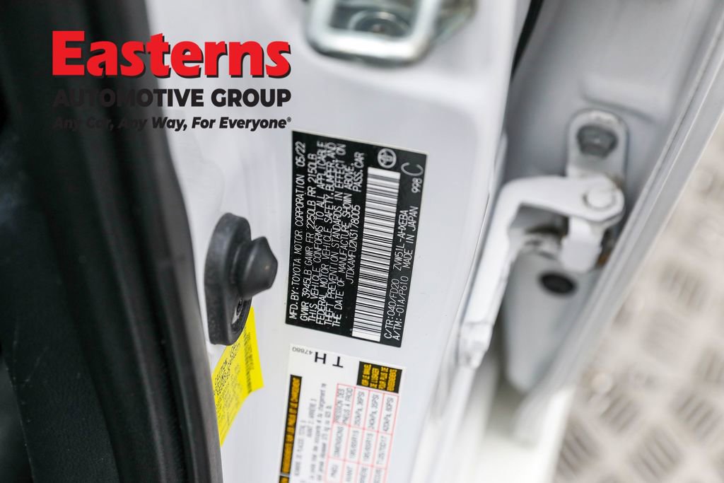 Used 2022 Toyota Prius LE image 31