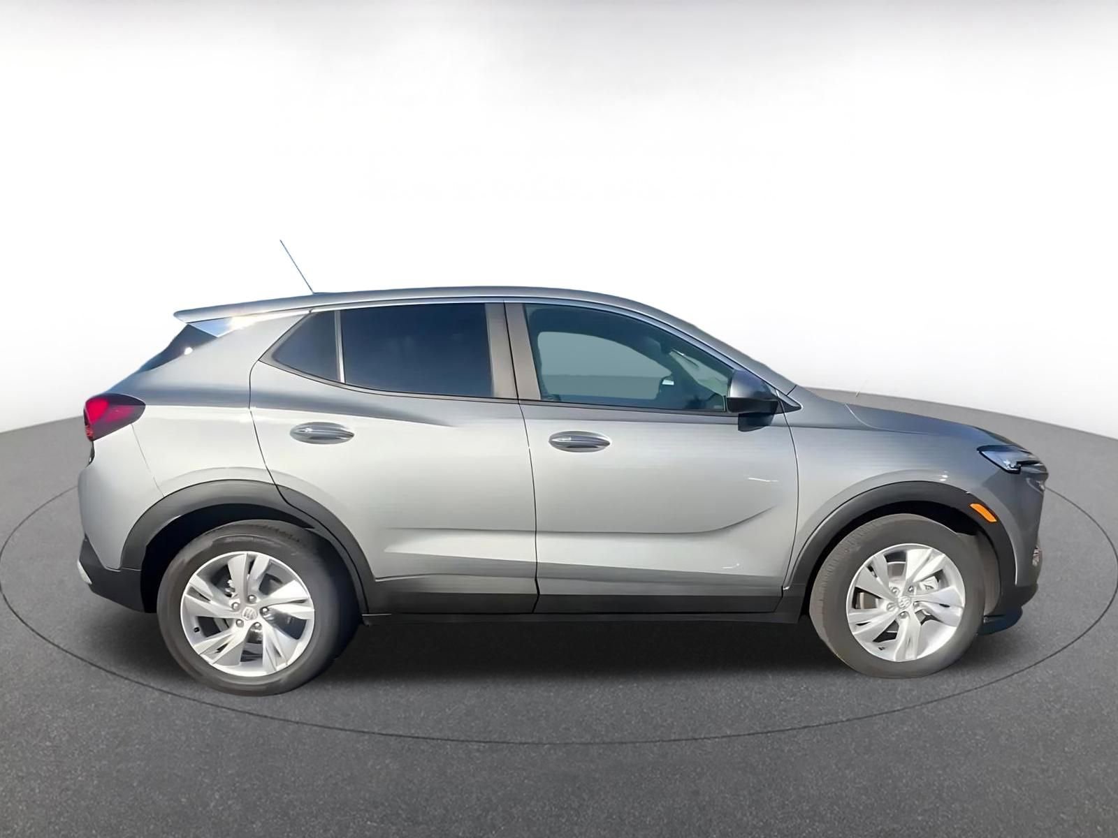 Used 2025 Buick Encore GX Preferred image 16
