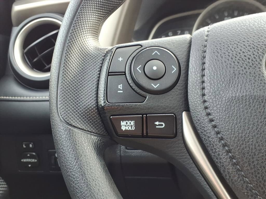 Used 2015 Toyota RAV4 XLE image 18