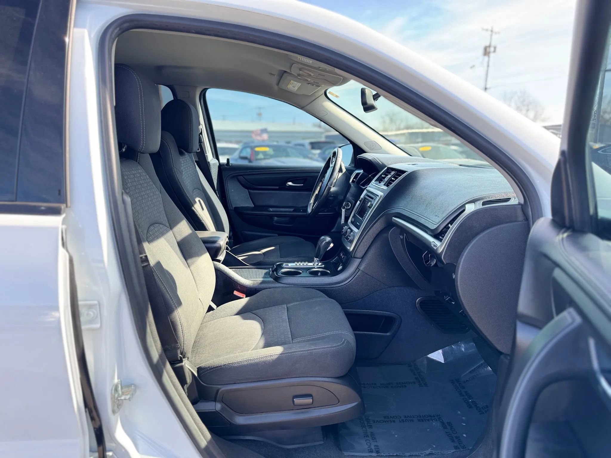 Used 2016 GMC Acadia SLE image 15