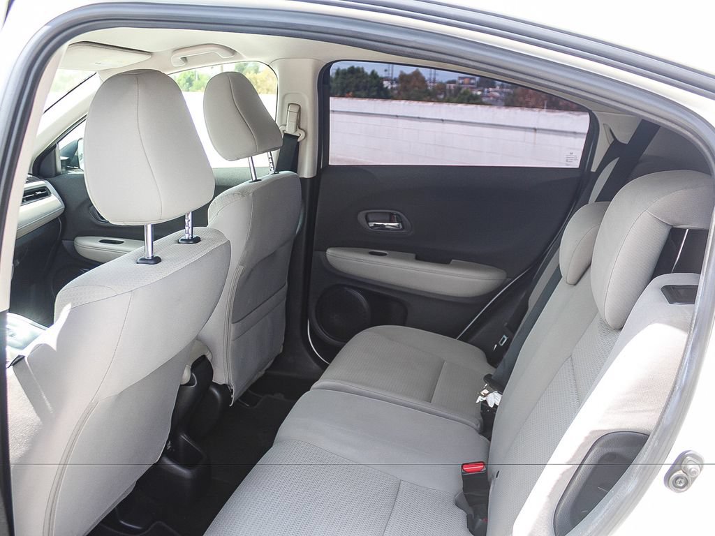 Certified 2021 Honda HR-V LX image 19