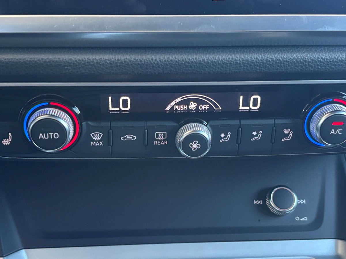 Used 2019 Audi Q3 2.0T Premium image 4