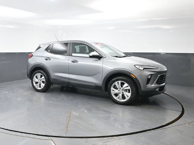 Used 2025 Buick Encore GX Preferred AWD/4WD image 6