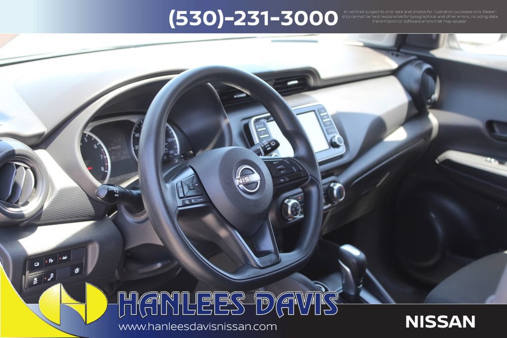 Used 2025 Nissan Kicks Play S FWD image 11