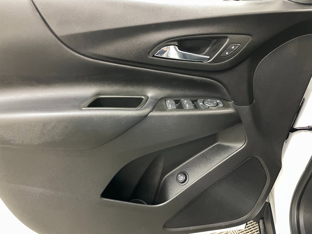 Used 2022 Chevrolet Equinox LT image 21
