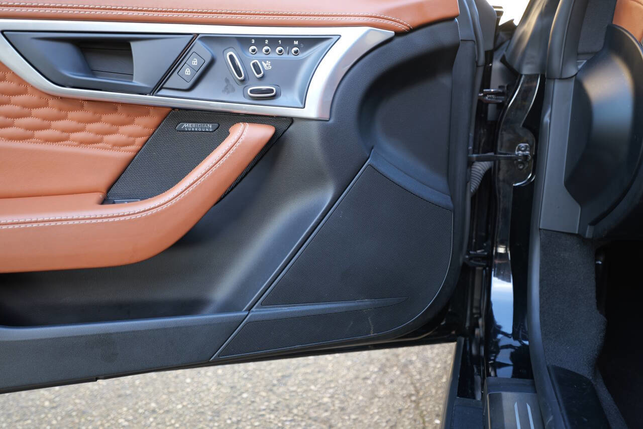 Used 2021 Jaguar F-TYPE R image 64